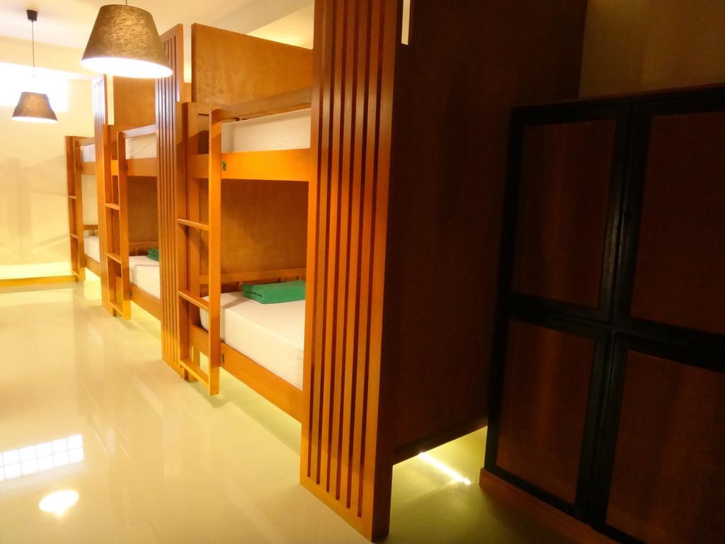 Phangan Pearl Hostel Haad Rin Extérieur photo
