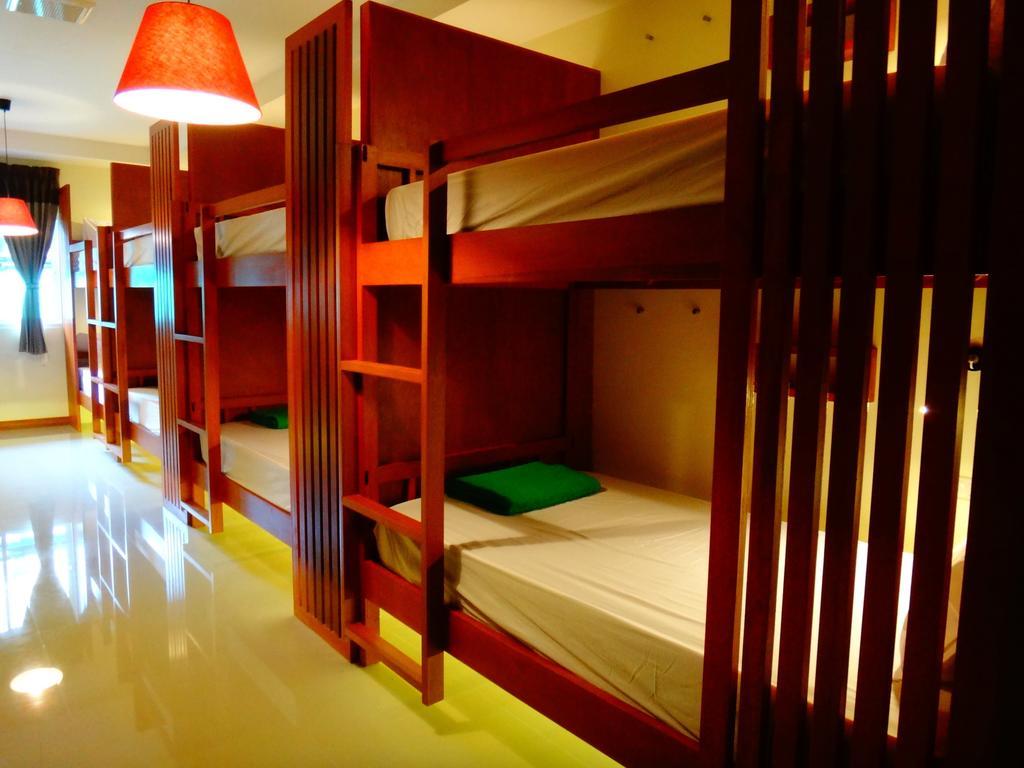 Phangan Pearl Hostel Haad Rin Extérieur photo