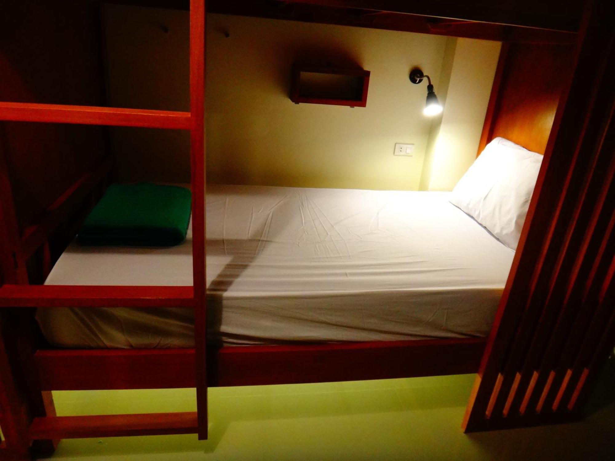 Phangan Pearl Hostel Haad Rin Extérieur photo