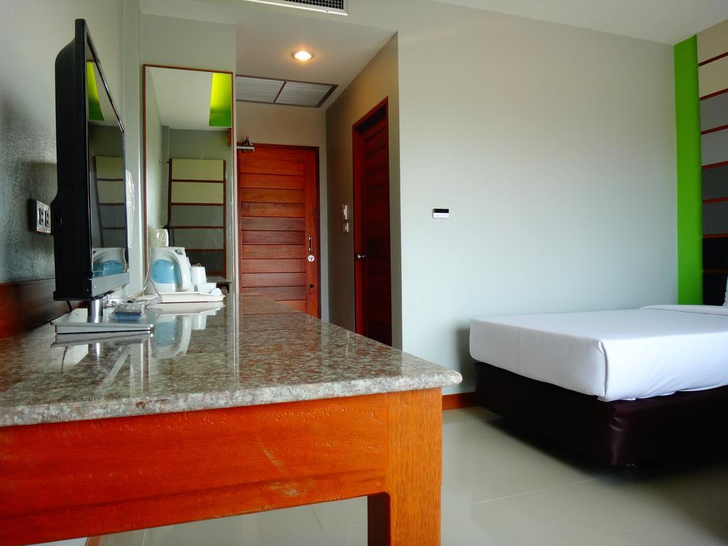 Phangan Pearl Hostel Haad Rin Extérieur photo