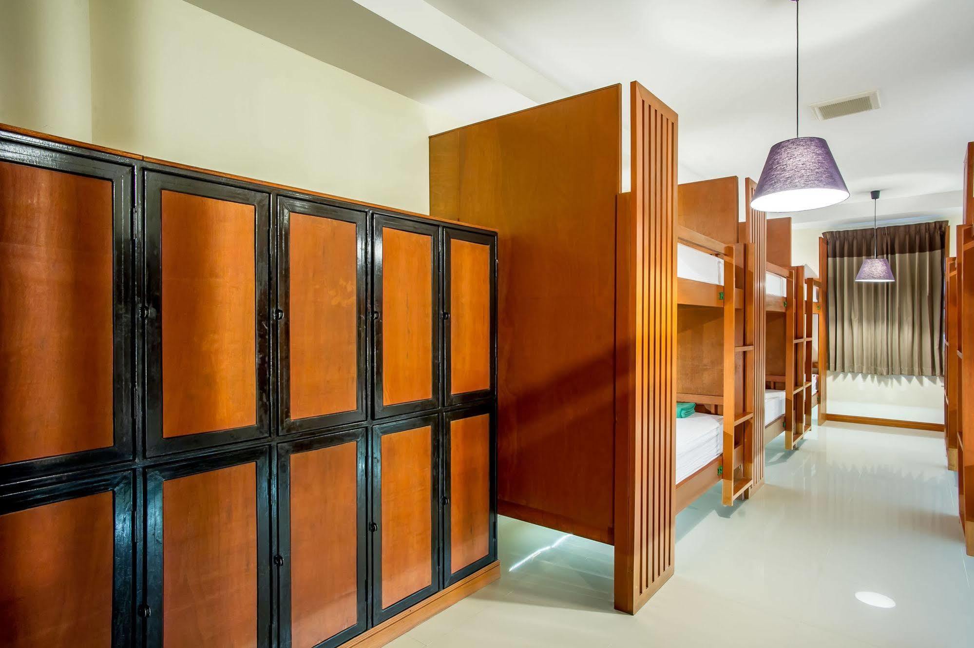 Phangan Pearl Hostel Haad Rin Extérieur photo