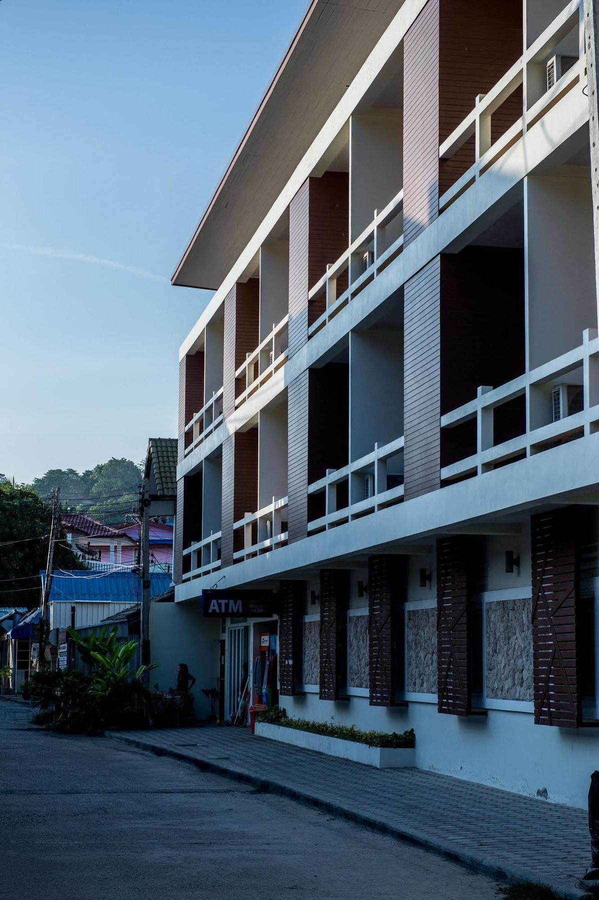 Phangan Pearl Hostel Haad Rin Extérieur photo