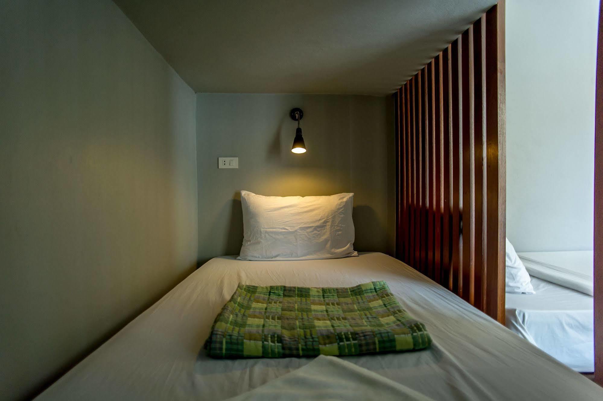 Phangan Pearl Hostel Haad Rin Extérieur photo