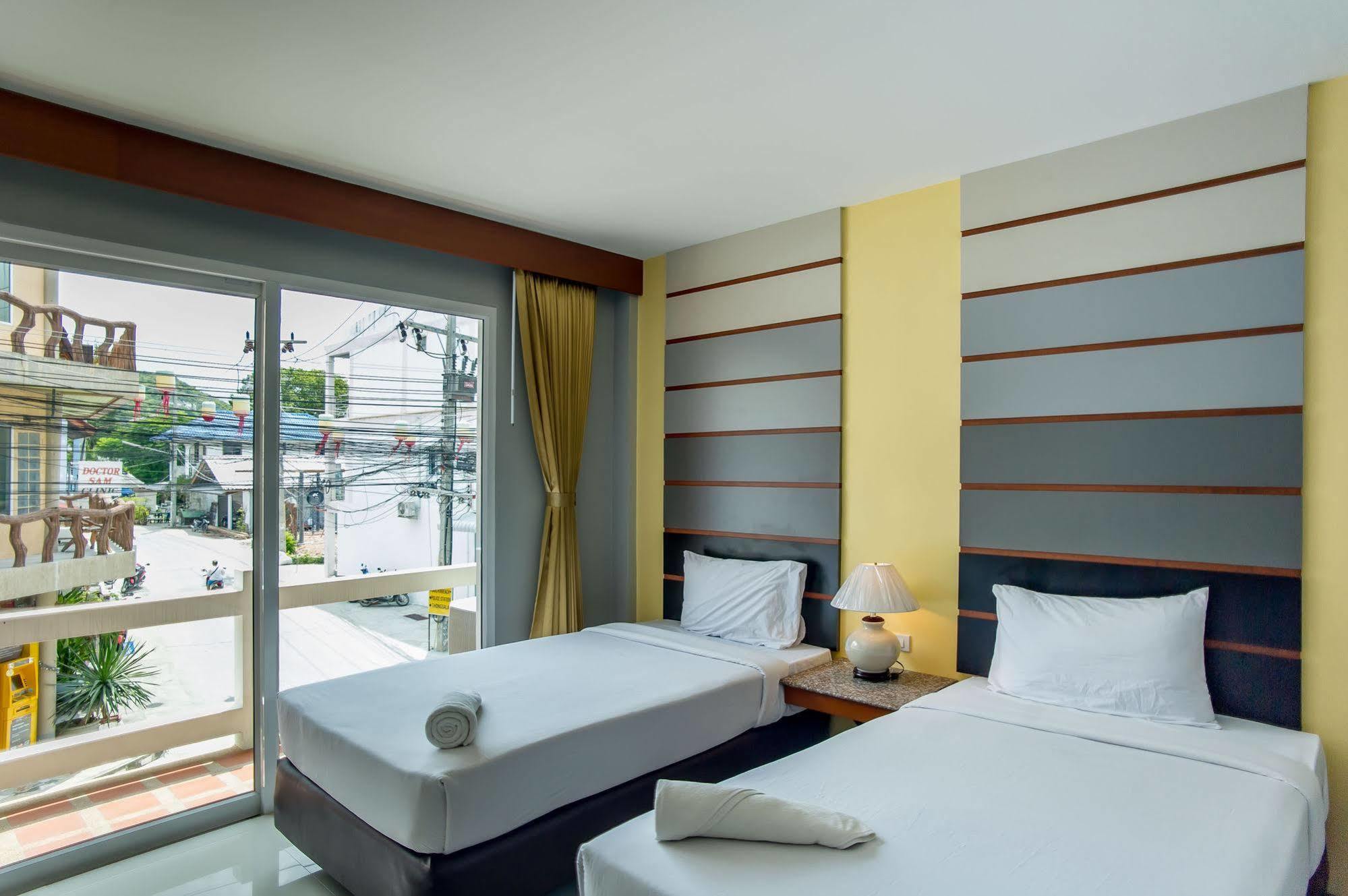 Phangan Pearl Hostel Haad Rin Extérieur photo